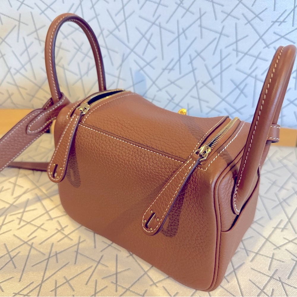 Hermes Mini Lindy in Gold Clemence Gold Hardware full set - Picture 2 of 6